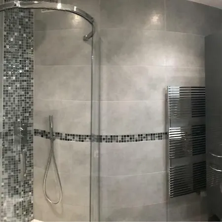 19 Rue Du Parc Alexandre Iii